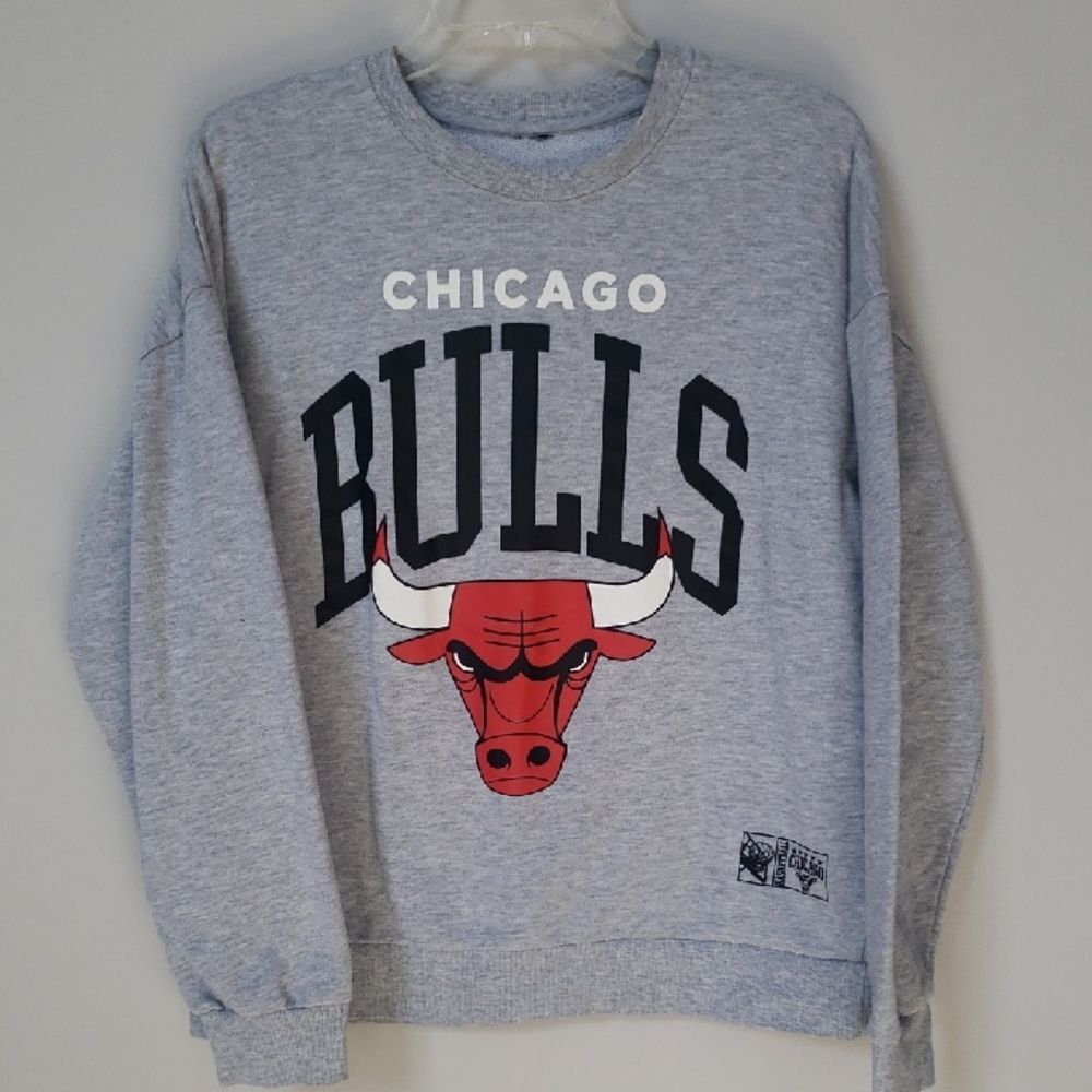 Forever 21 x NBA Chicago Bulls Sweatshirt Womens XL Pullover Classic Gray